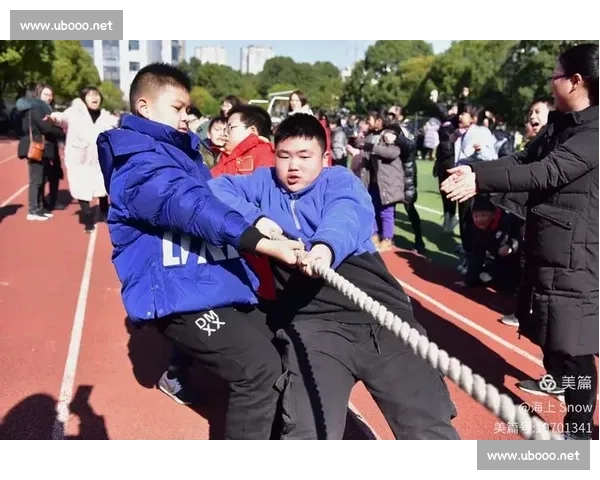 那场凝聚全班力量与友谊的精彩拔河比赛难忘记叙动人篇章故事录篇